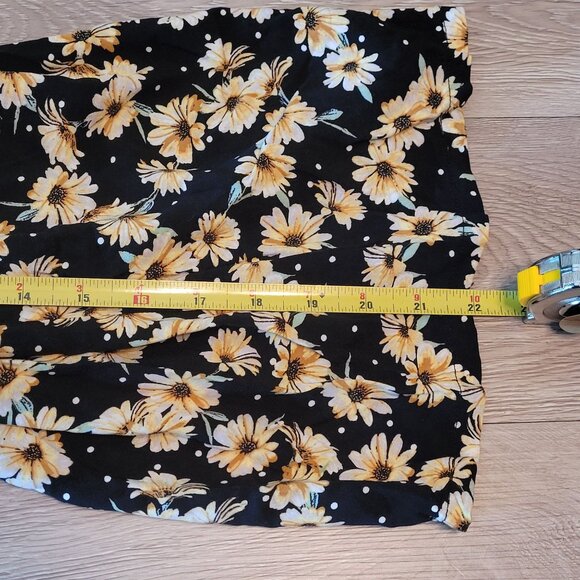 Wild Fable Floral Cropped Jumpsuit L Pockets Boho Cottagecore Country Girl - Picture 13 of 14